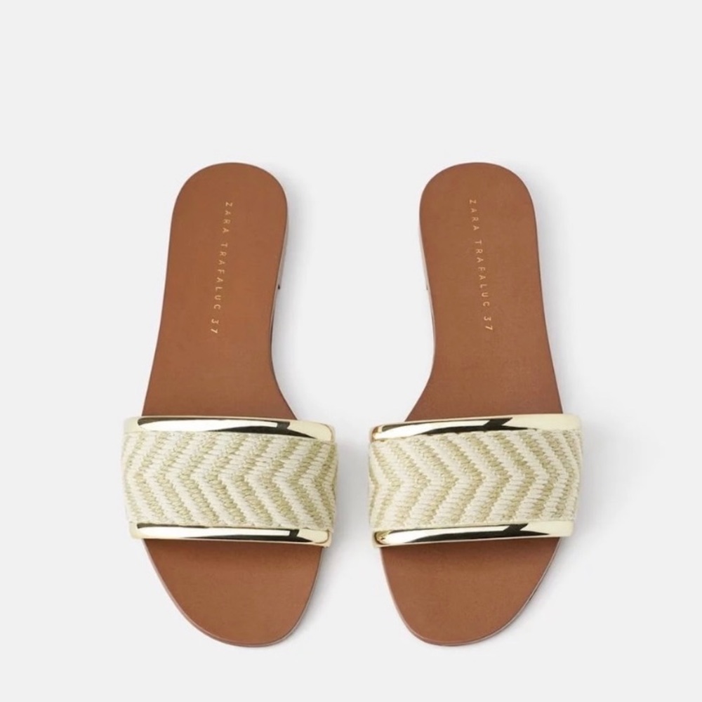 Zara Trafaluc Gold & Ivory Chevron Slides, Size 8.5